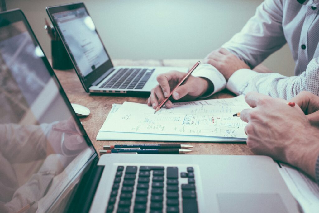 One-on-one life coaching session with a mentor and client working on personal development goals